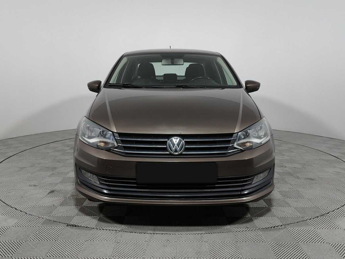 Б/У Фольксваген Поло 2016 года. Фото: #1