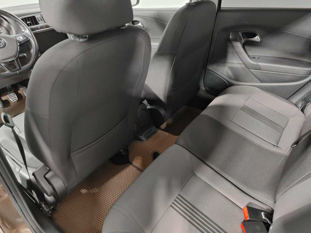 Б/У Фольксваген Поло 2016 года. Фото: #13