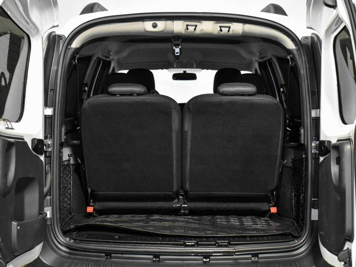 Б/У Лада (ВАЗ) Ларгус 2021 года. Фото: #14