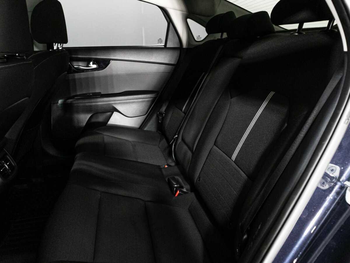 Б/У Киа Церато 2018 года. Фото: #9