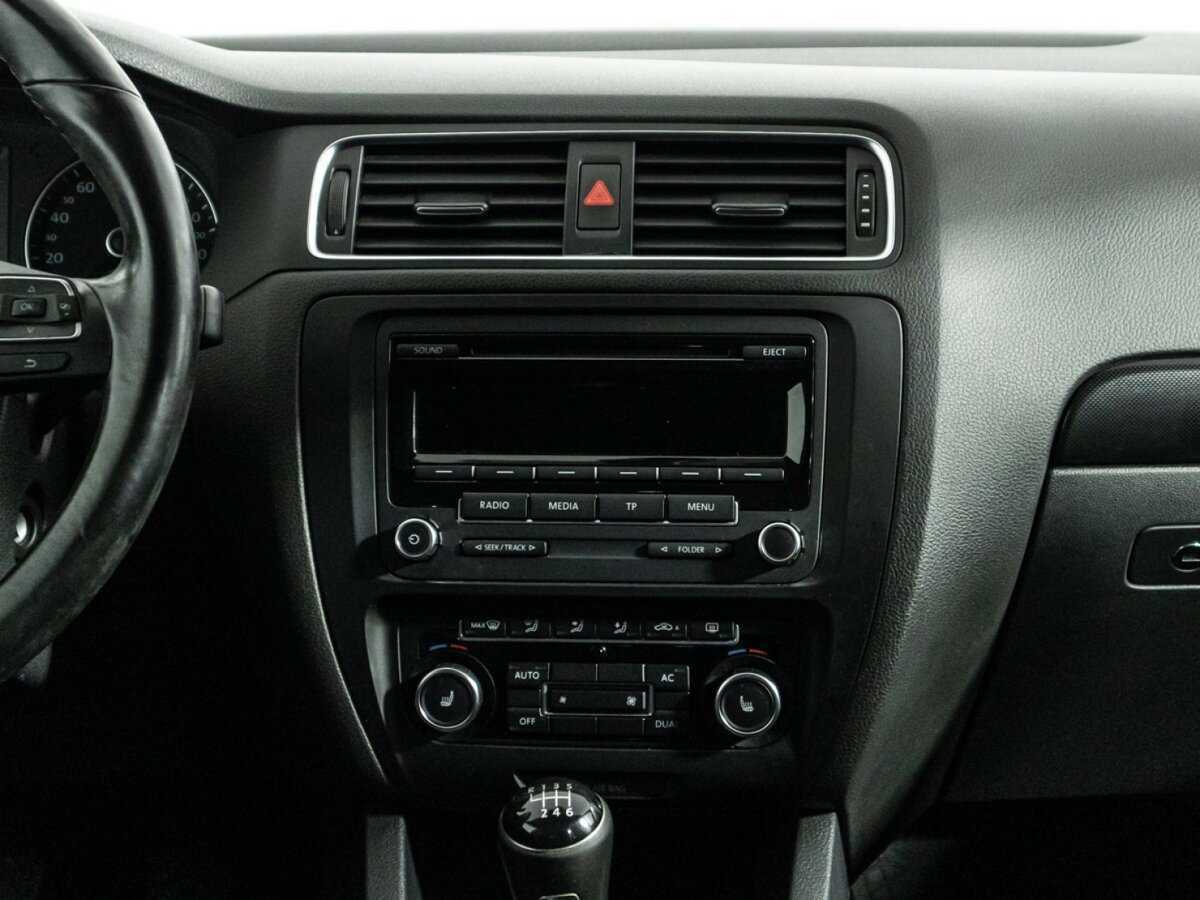 Б/У Фольксваген Джетта 2012 года. Фото: #13