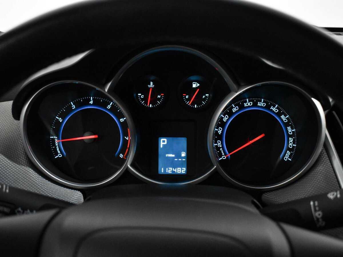 Б/У Шевроле Круз 2013 года. Фото: #19