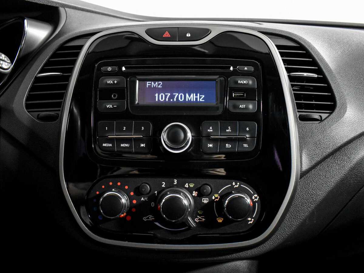 Б/У Рено Каптюр 2016 года. Фото: #17