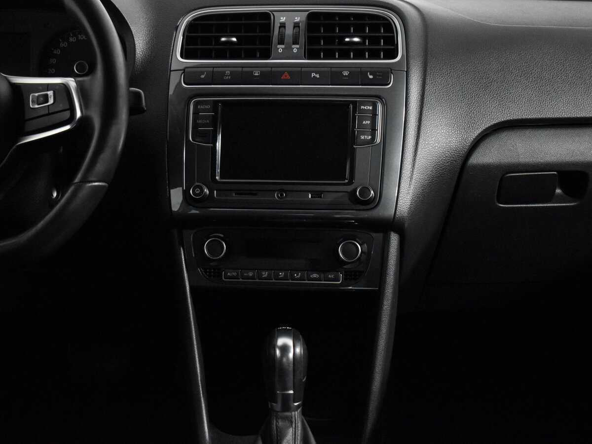 Б/У Фольксваген Поло 2019 года. Фото: #14