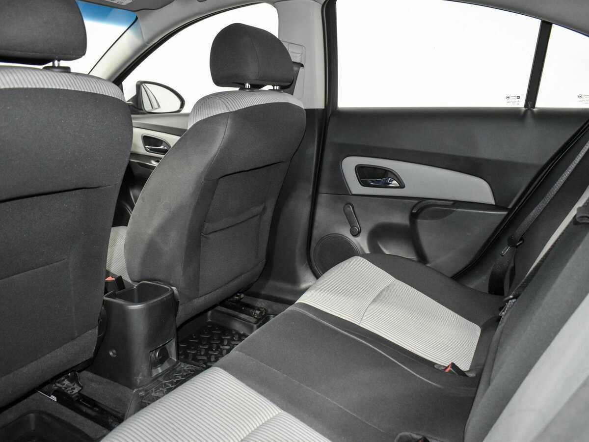 Б/У Шевроле Круз 2014 года. Фото: #11