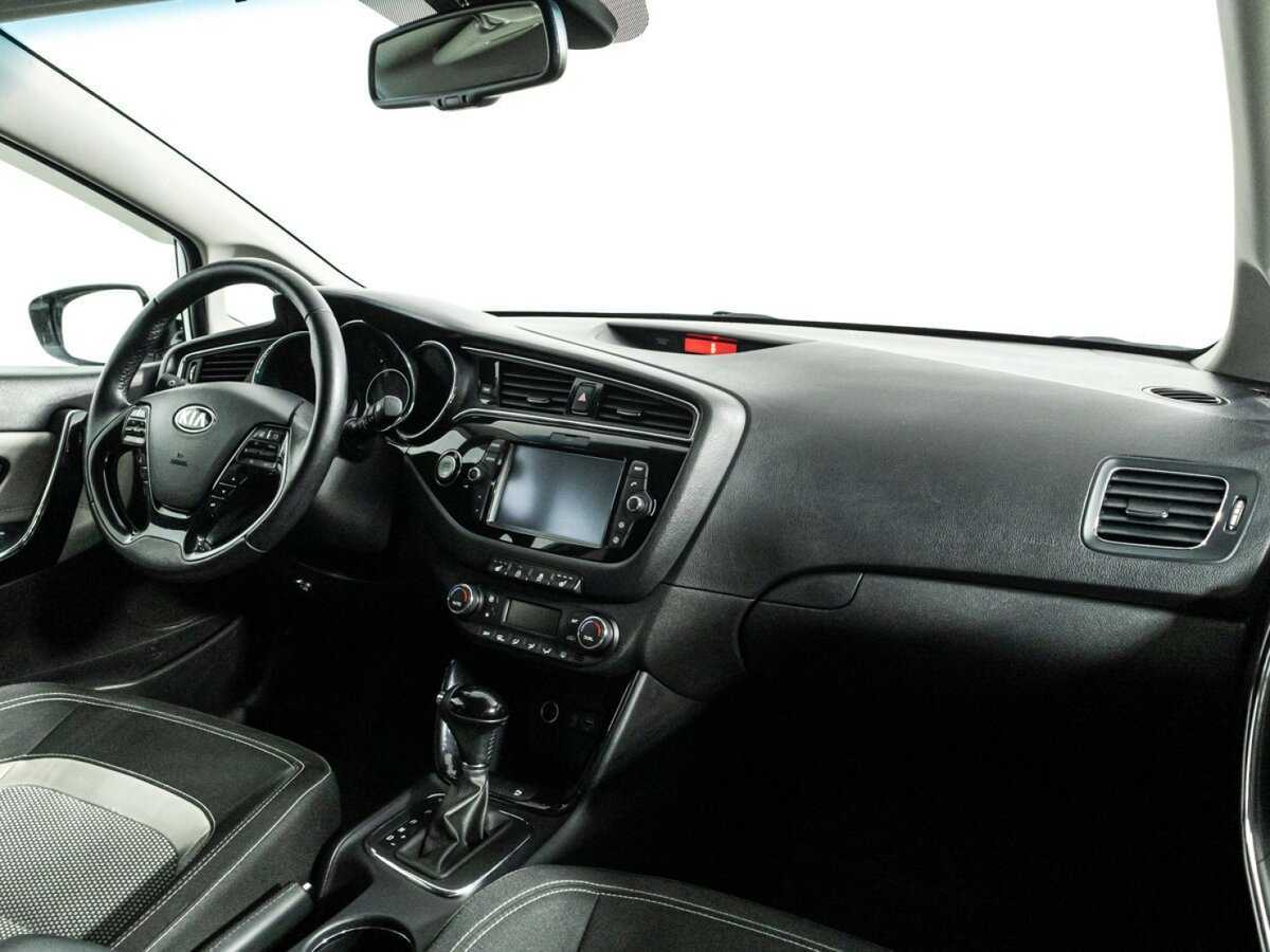 Б/У Киа Сид 2018 года. Фото: #8