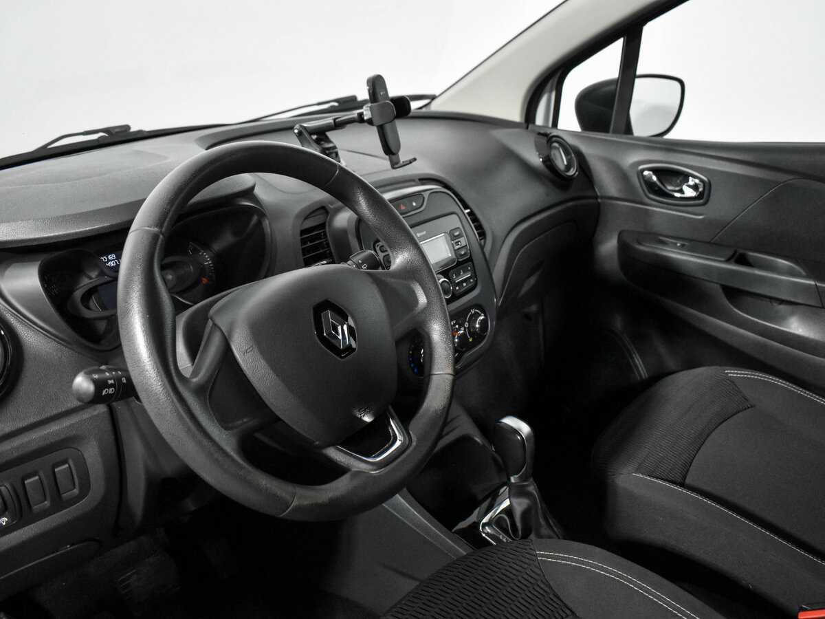 Б/У Рено Каптюр 2018 года. Фото: #8