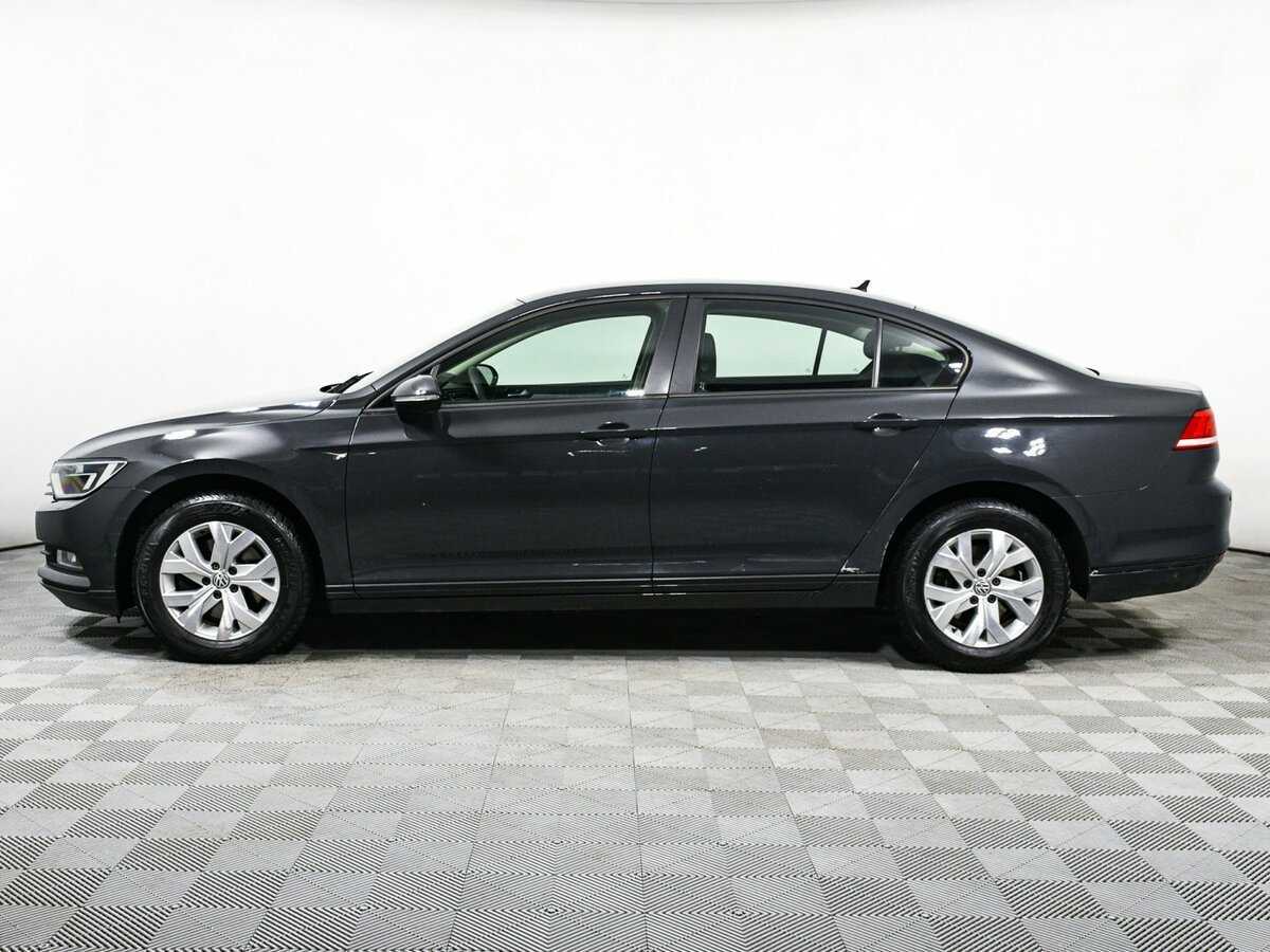 Б/У Фольксваген Пассат 2017 года. Фото: #7