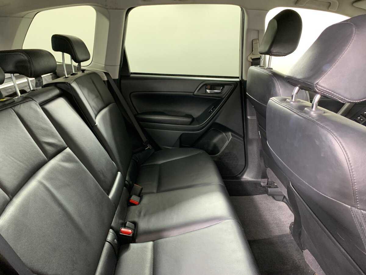 Б/У Субару Форестер 2014 года. Фото: #17