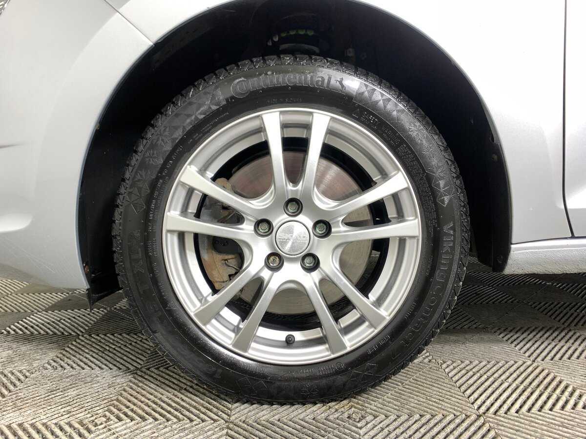 Б/У Шкода Рапид 2019 года. Фото: #8