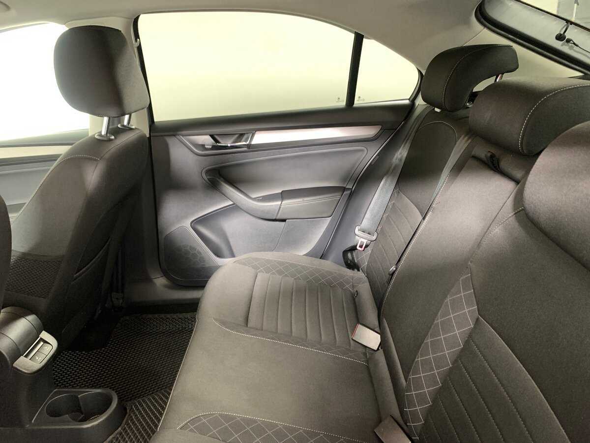 Б/У Шкода Рапид 2019 года. Фото: #16