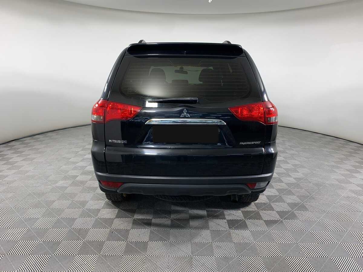 Б/У Митсубиши Паджеро Спорт 2014 года. Фото: #5