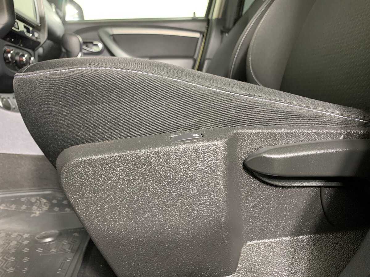 Б/У Рено Дастер 2020 года. Фото: #16