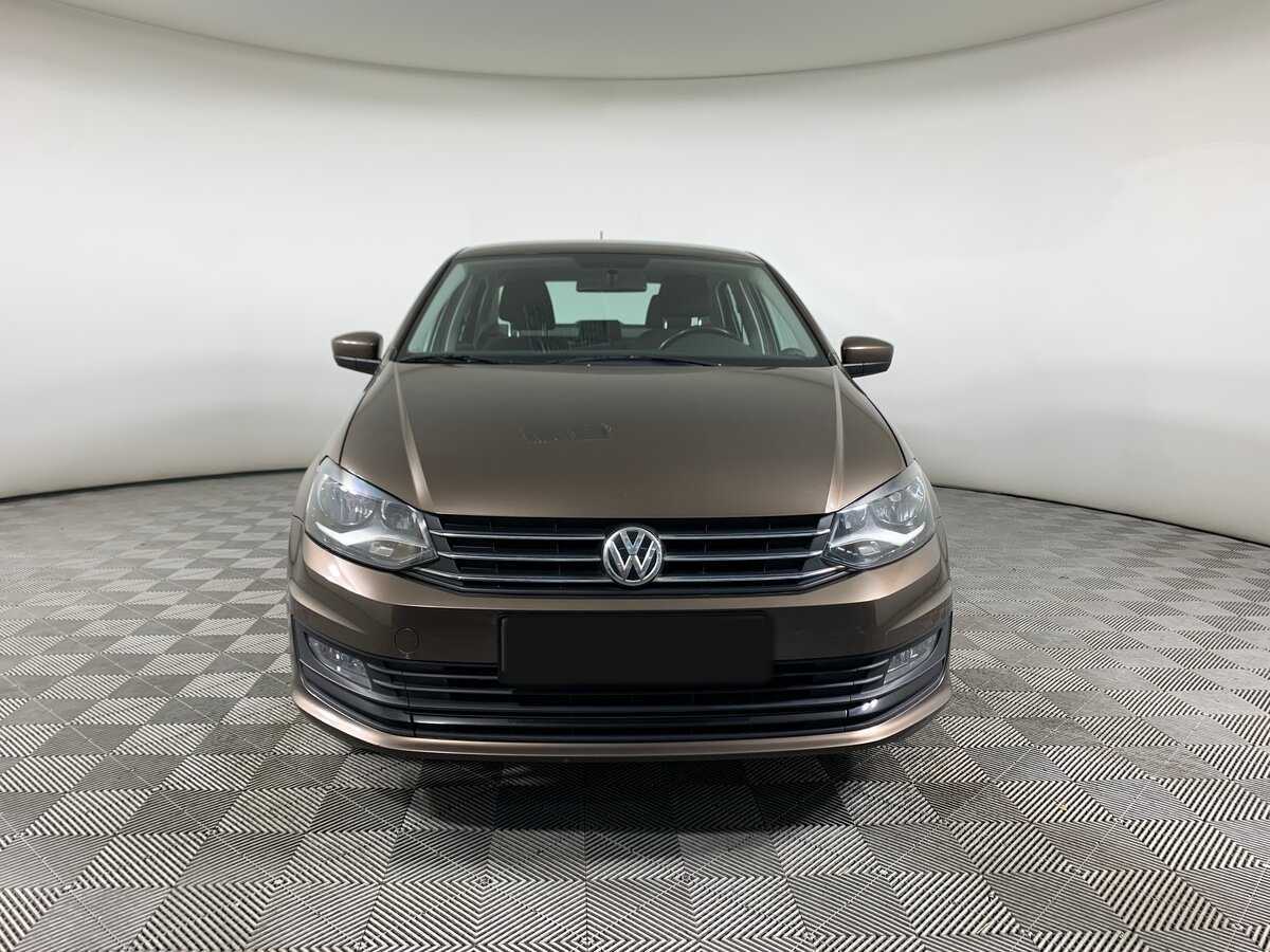 Б/У Фольксваген Поло 2016 года. Фото: #1