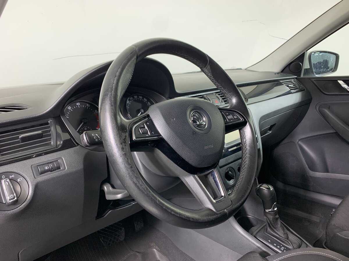 Б/У Шкода Рапид 2015 года. Фото: #10