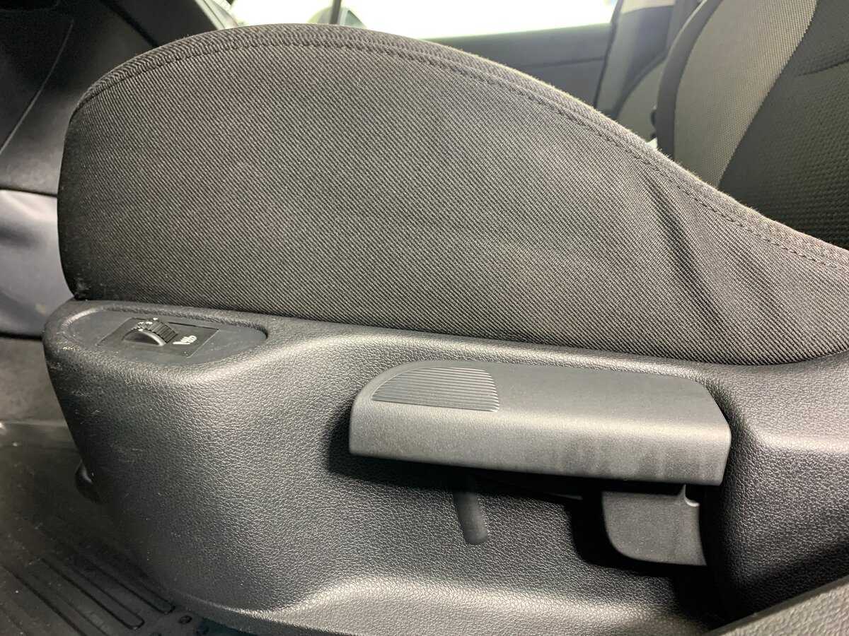 Б/У Пежо 308 2012 года. Фото: #16