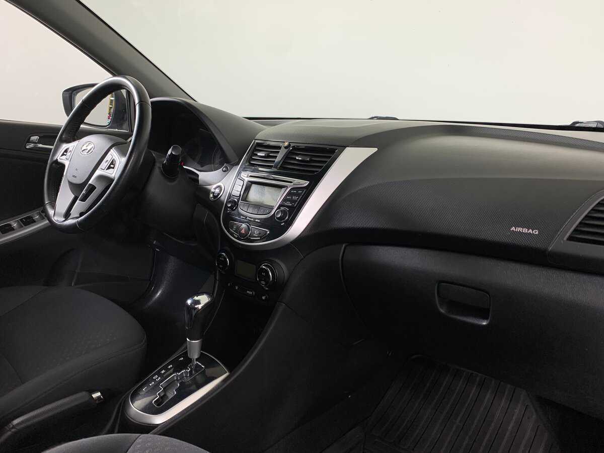 Б/У Хендай Солярис 2012 года. Фото: #13