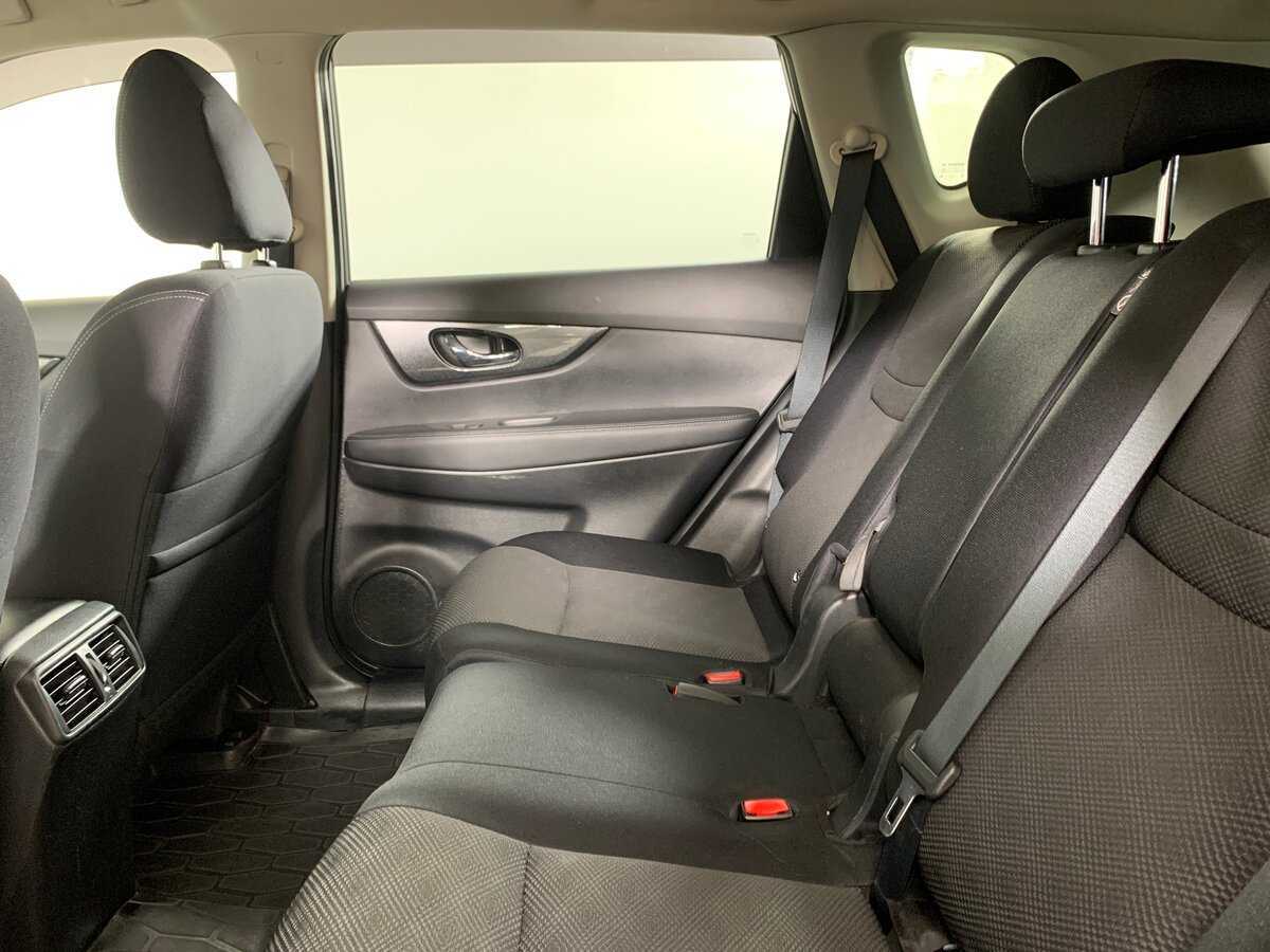 Б/У Ниссан Икс-Трейл 2018 года. Фото: #18