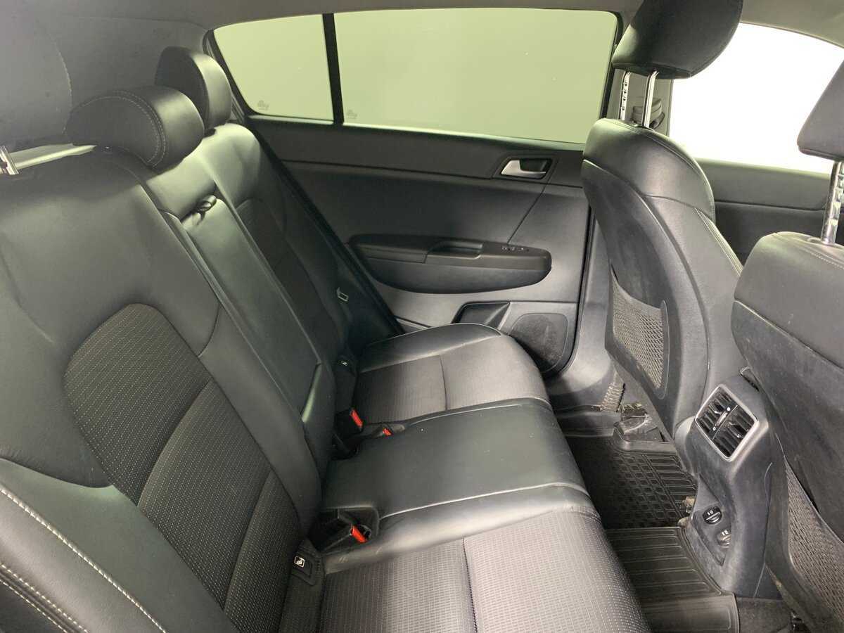 Б/У Киа Спортейдж 2016 года. Фото: #17