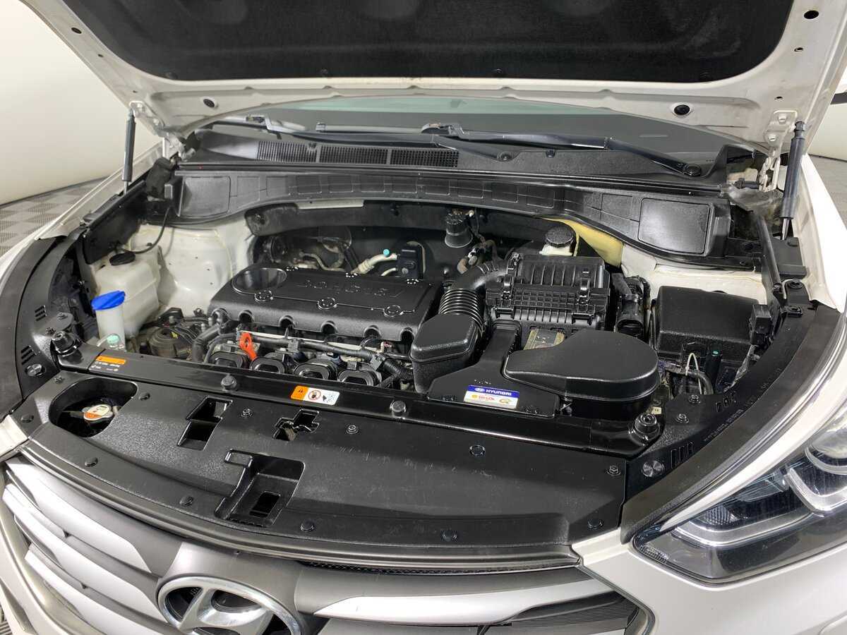 Б/У Хендай Санта Фе 2017 года. Фото: #10