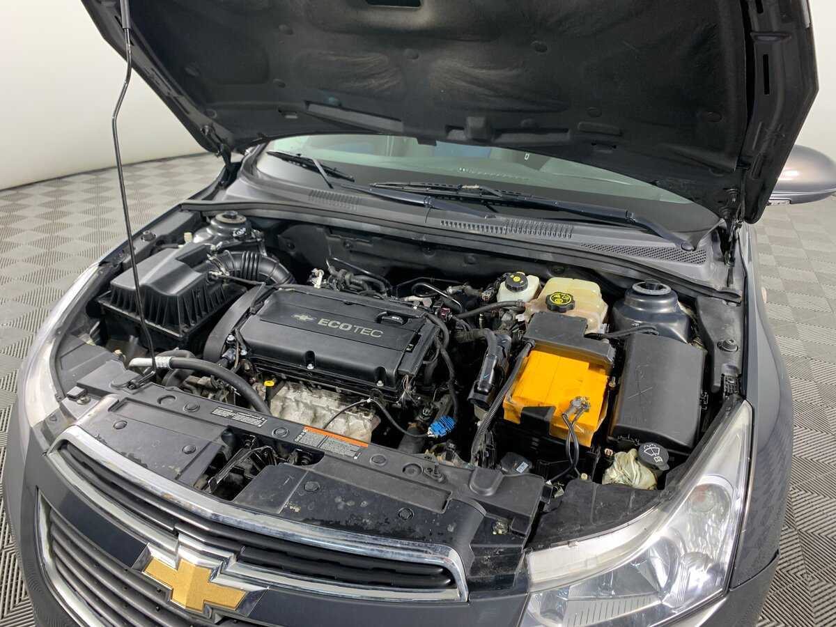 Б/У Шевроле Круз 2013 года. Фото: #9