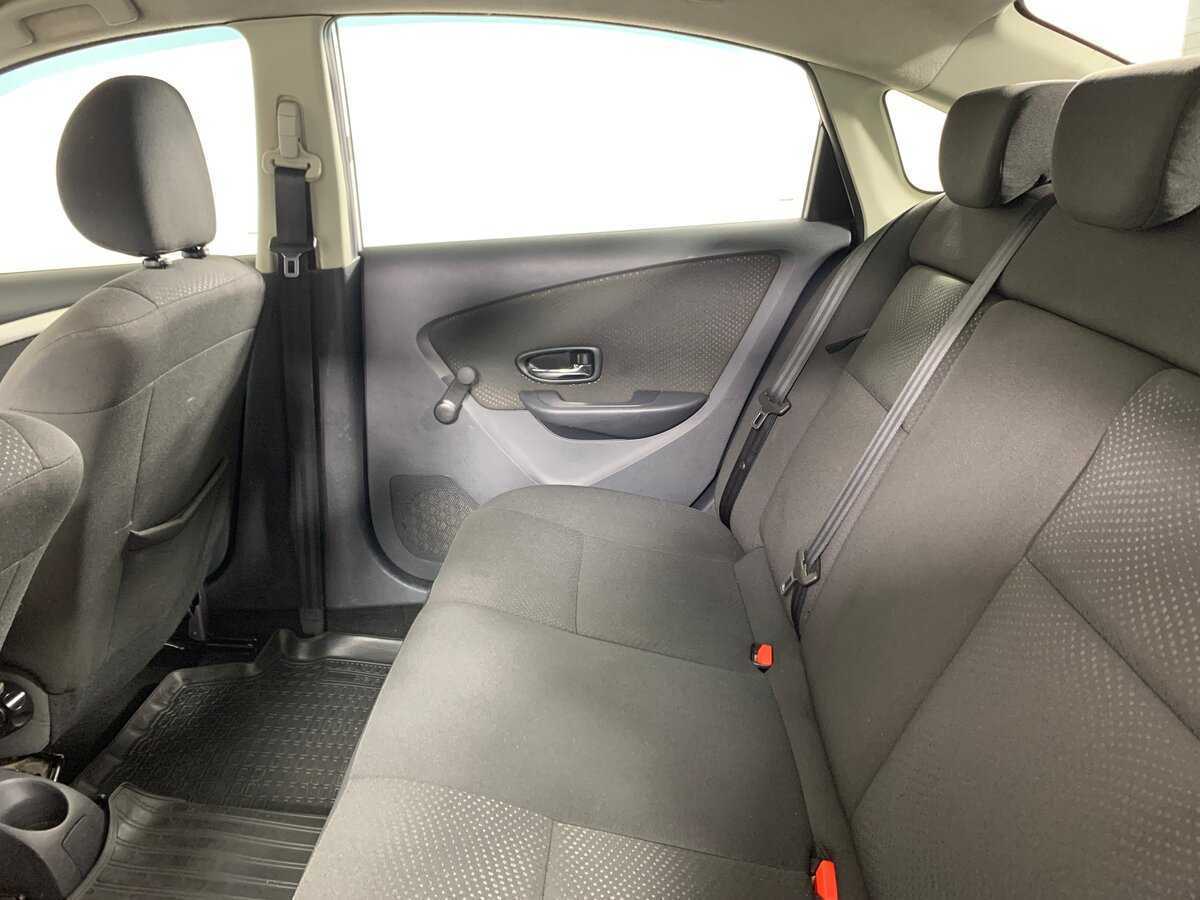 Б/У Ниссан Альмера 2014 года. Фото: #17