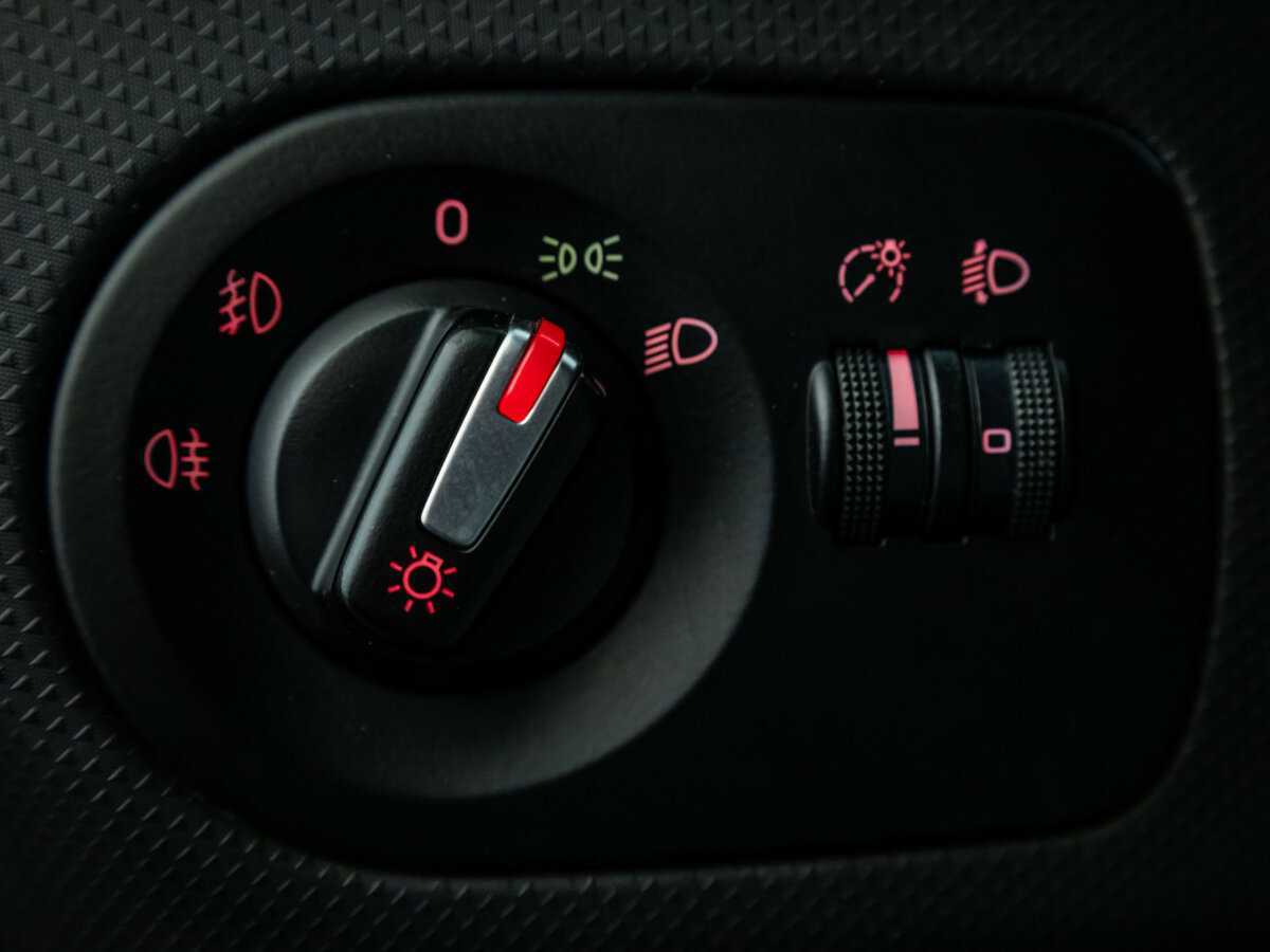 Б/У Сеат Леон 2012 года. Фото: #15