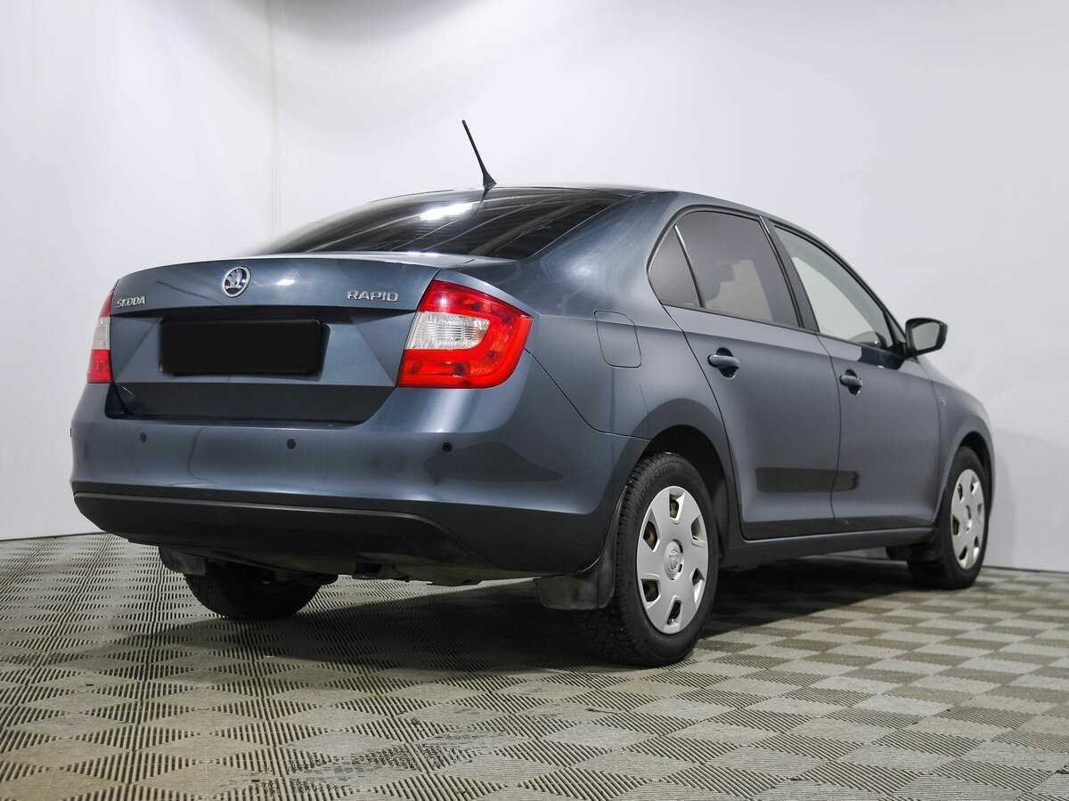 Б/У Шкода Рапид 2015 года. Фото: #3