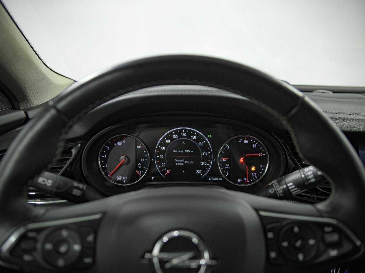 Б/У Опель Инсигния 2018 года. Фото: #7