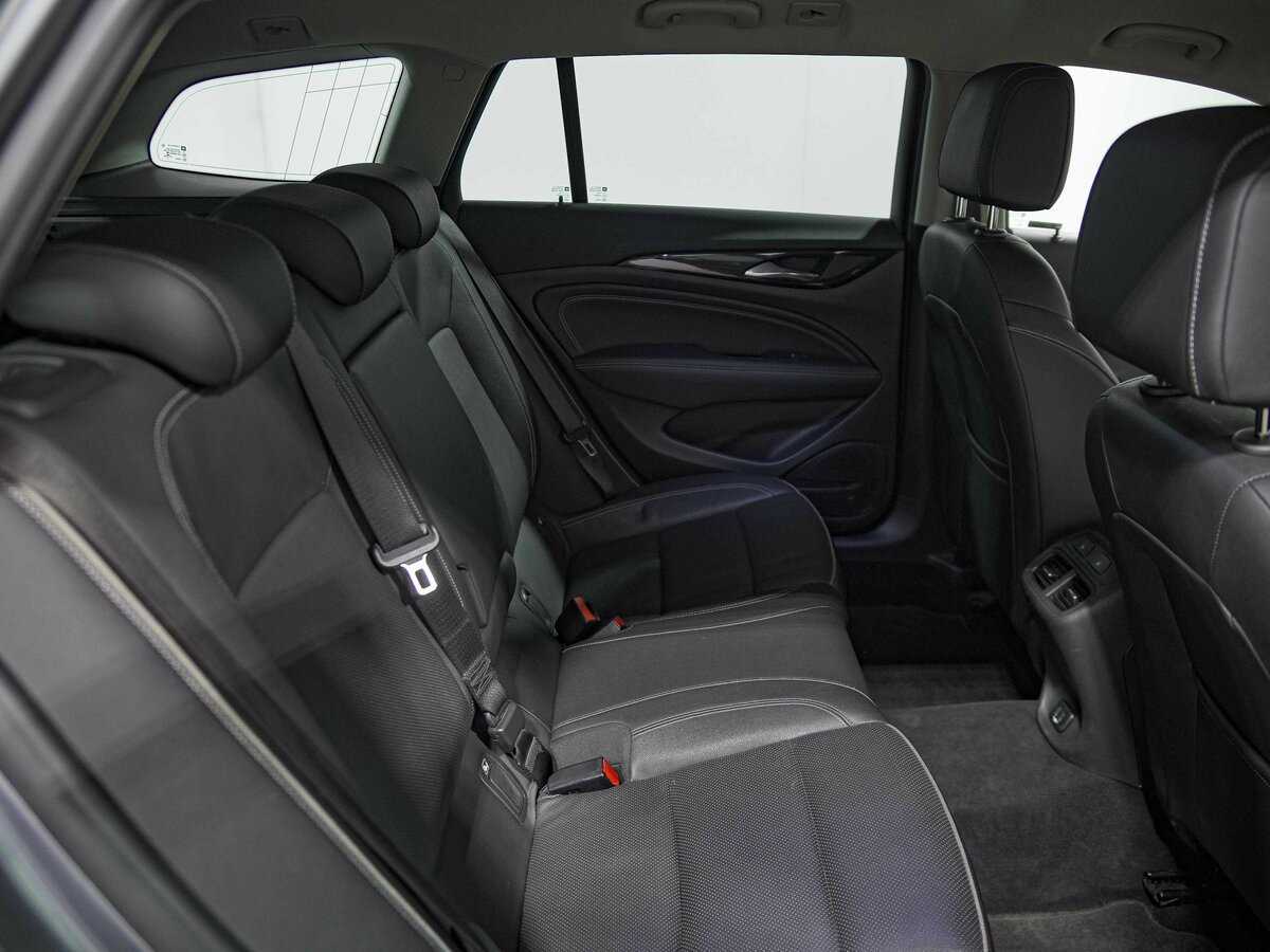 Б/У Опель Инсигния 2018 года. Фото: #15