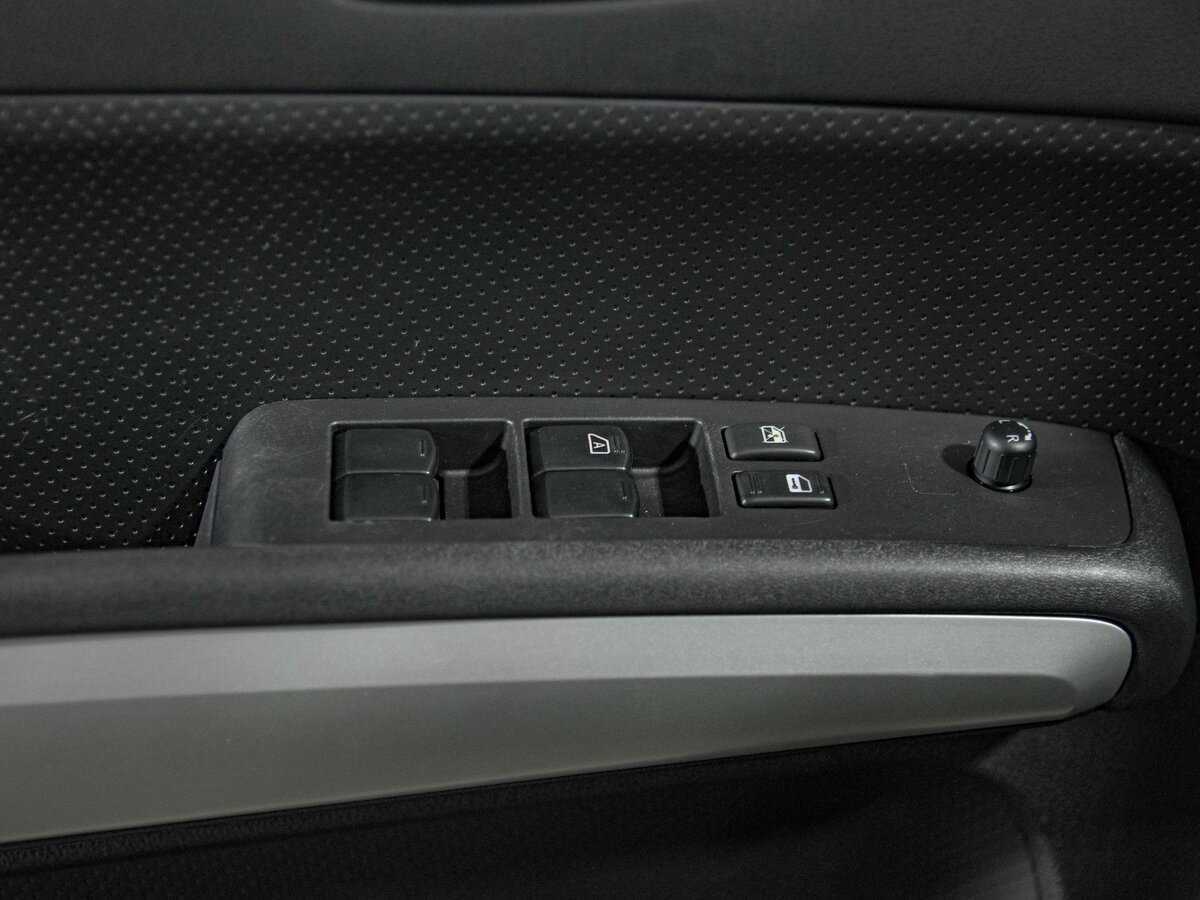 Б/У Ниссан Икс-Трейл 2014 года. Фото: #13