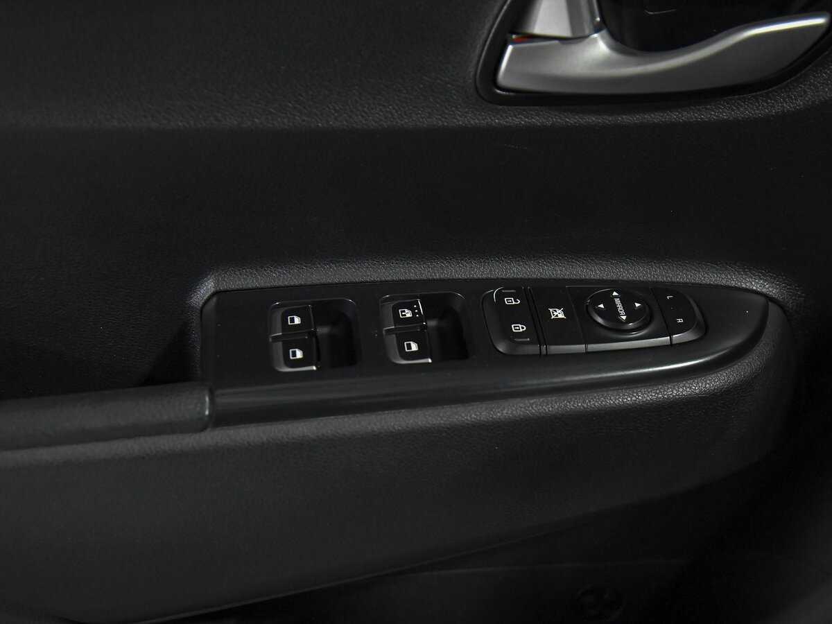 Б/У Киа Рио 2018 года. Фото: #11