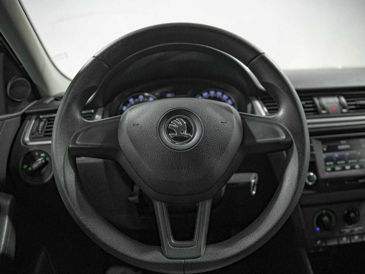 Б/У Шкода Рапид 2016 года. Фото: #7