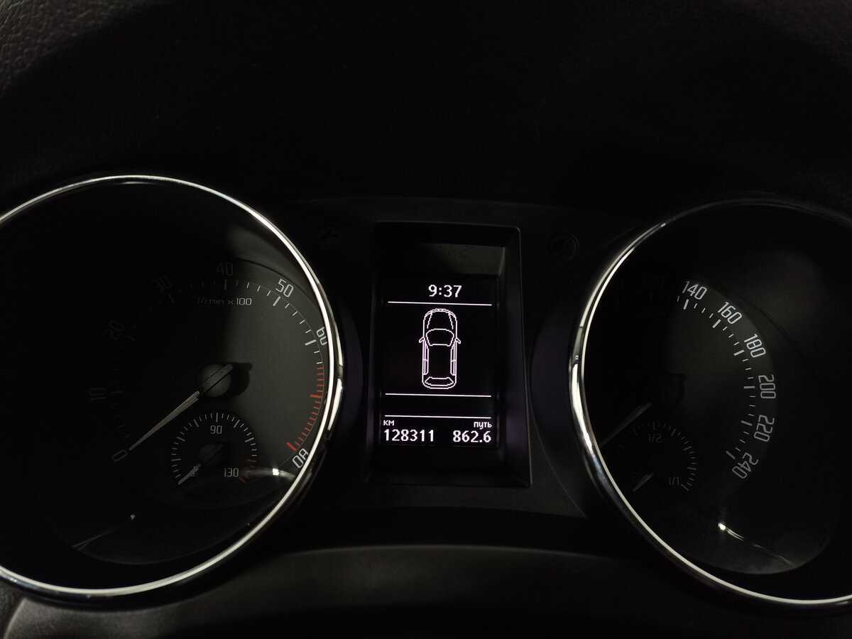 Б/У Шкода Йети 2017 года. Фото: #12