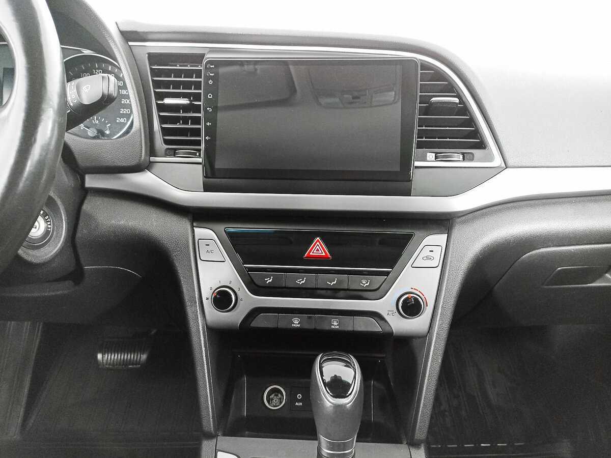 Б/У Хендай Елантра 2017 года. Фото: #14