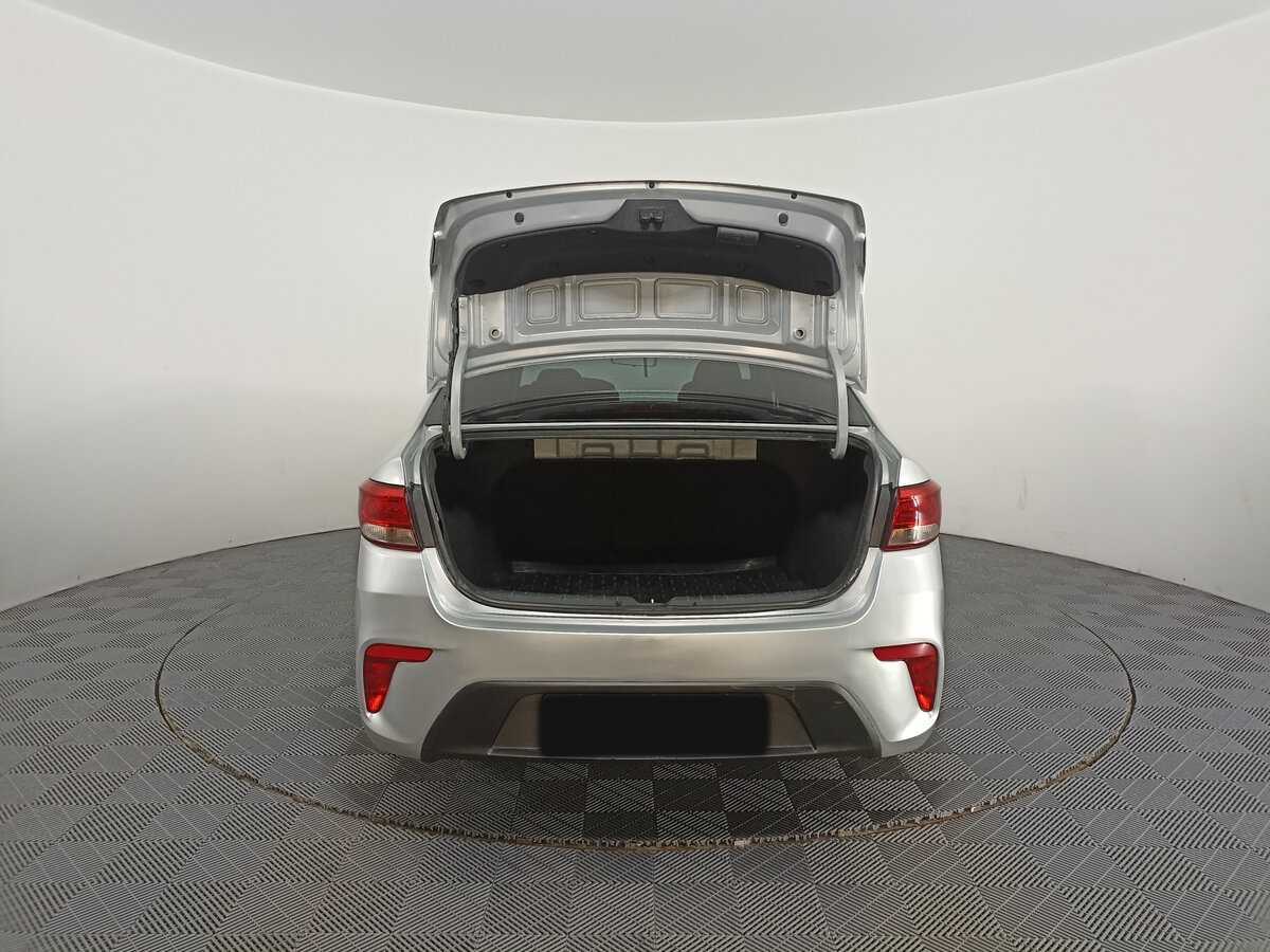 Б/У Киа Рио 2017 года. Фото: #9