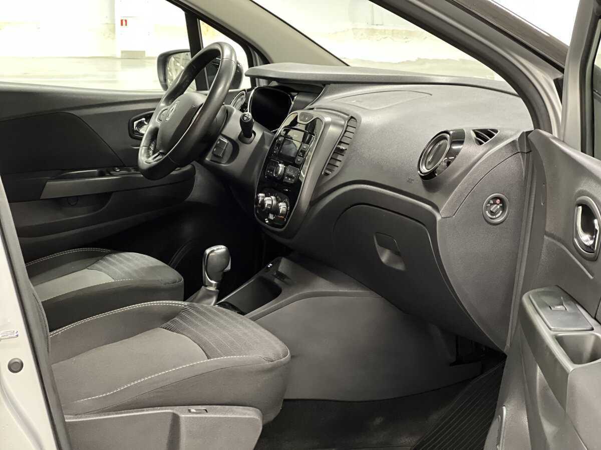 Б/У Рено Каптюр 2019 года. Фото: #10