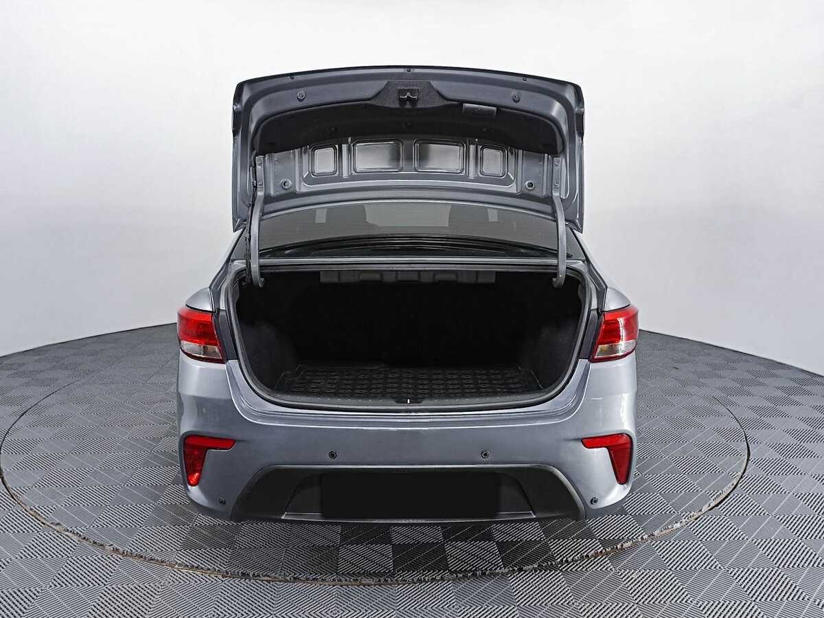 Б/У Киа Рио 2018 года. Фото: #9