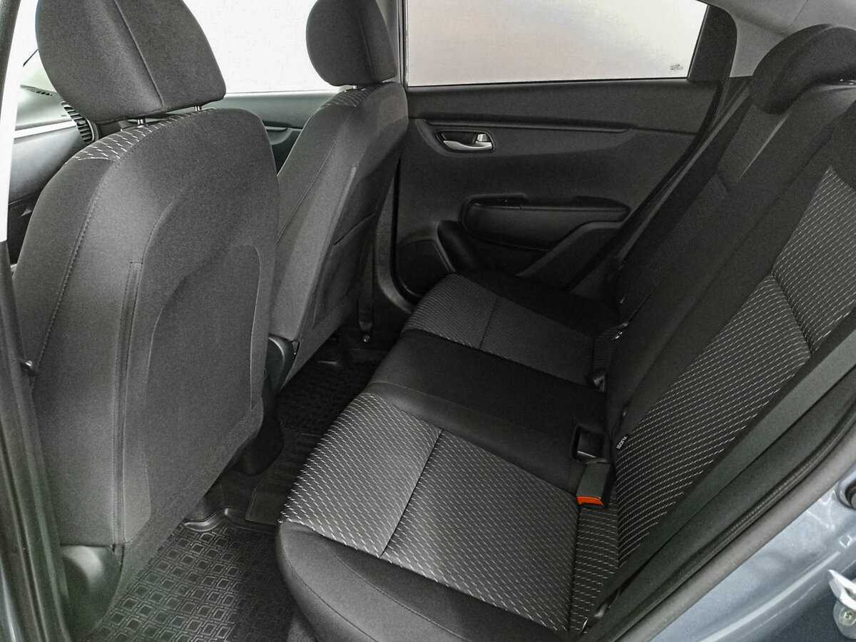 Б/У Киа Рио 2018 года. Фото: #11