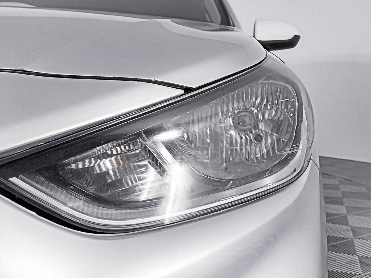 Б/У Хендай Солярис 2018 года. Фото: #14