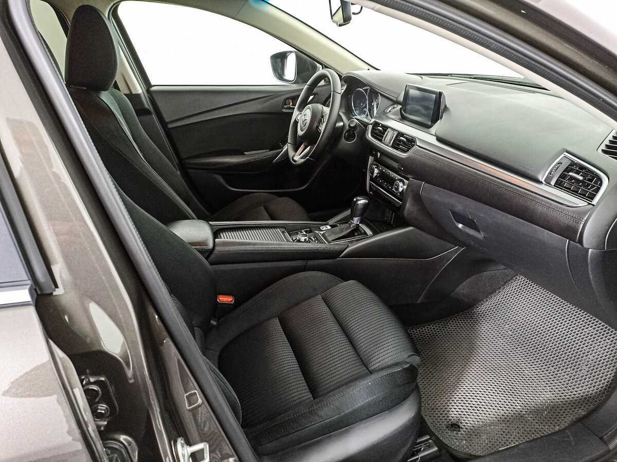 Б/У Мазда 6 2017 года. Фото: #8