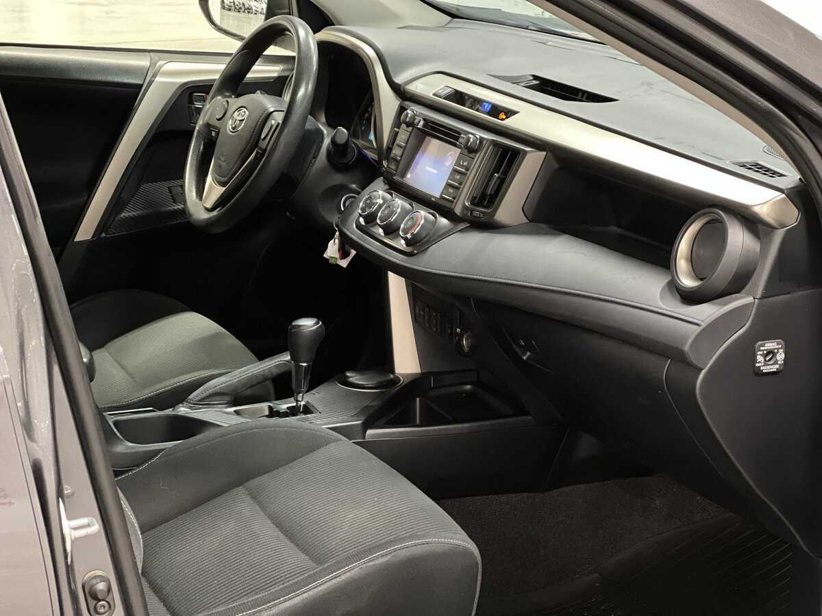 Б/У Тойота Рав4 2014 года. Фото: #10