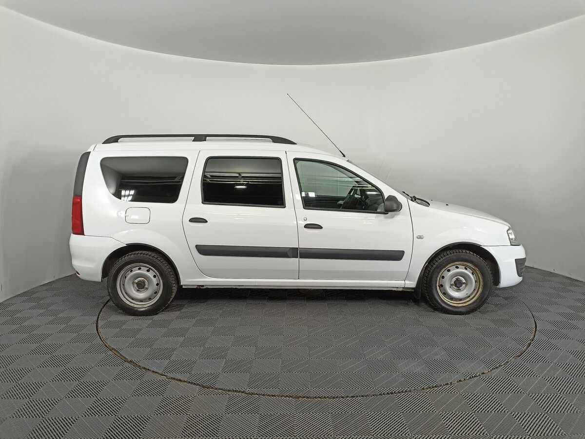 Б/У Лада (ВАЗ) Ларгус 2021 года. Фото: #3