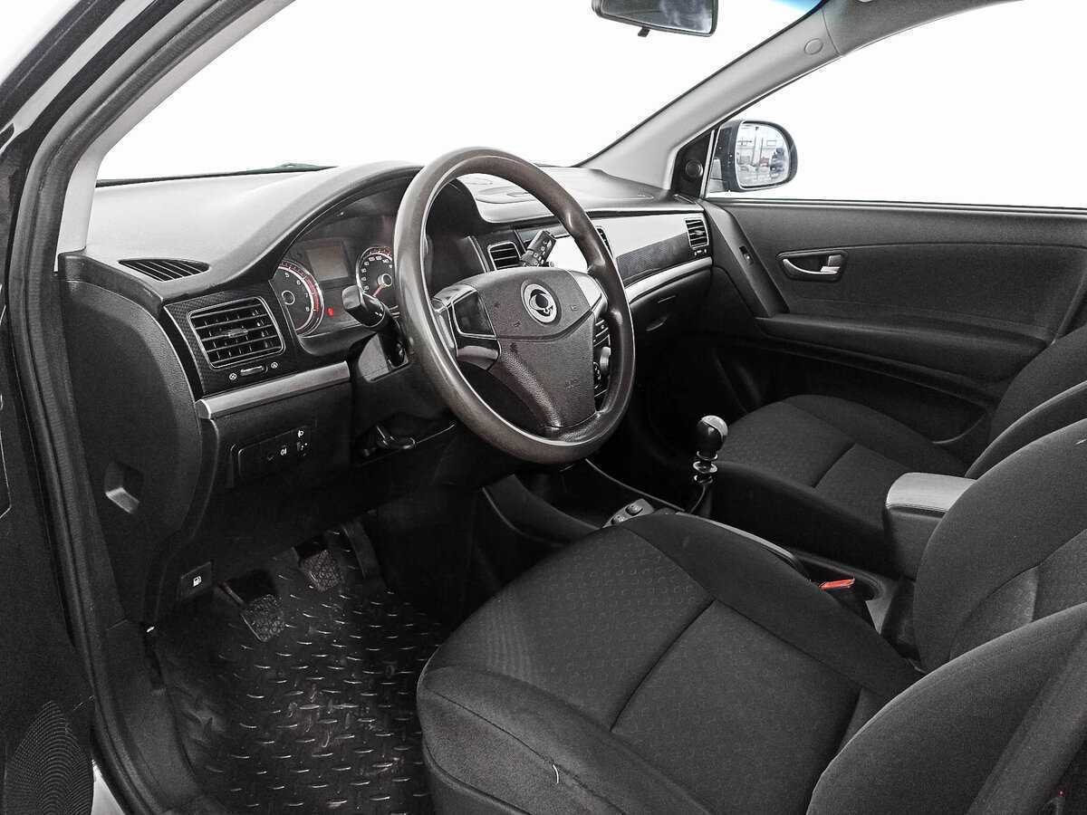 Б/У Сан-Ён Актион 2013 года. Фото: #14