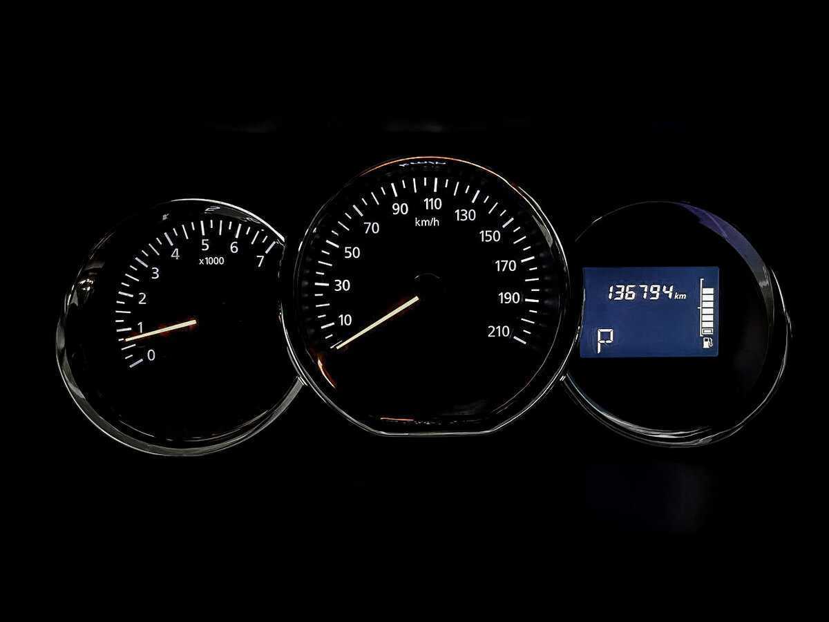 Б/У Рено Дастер 2016 года. Фото: #12