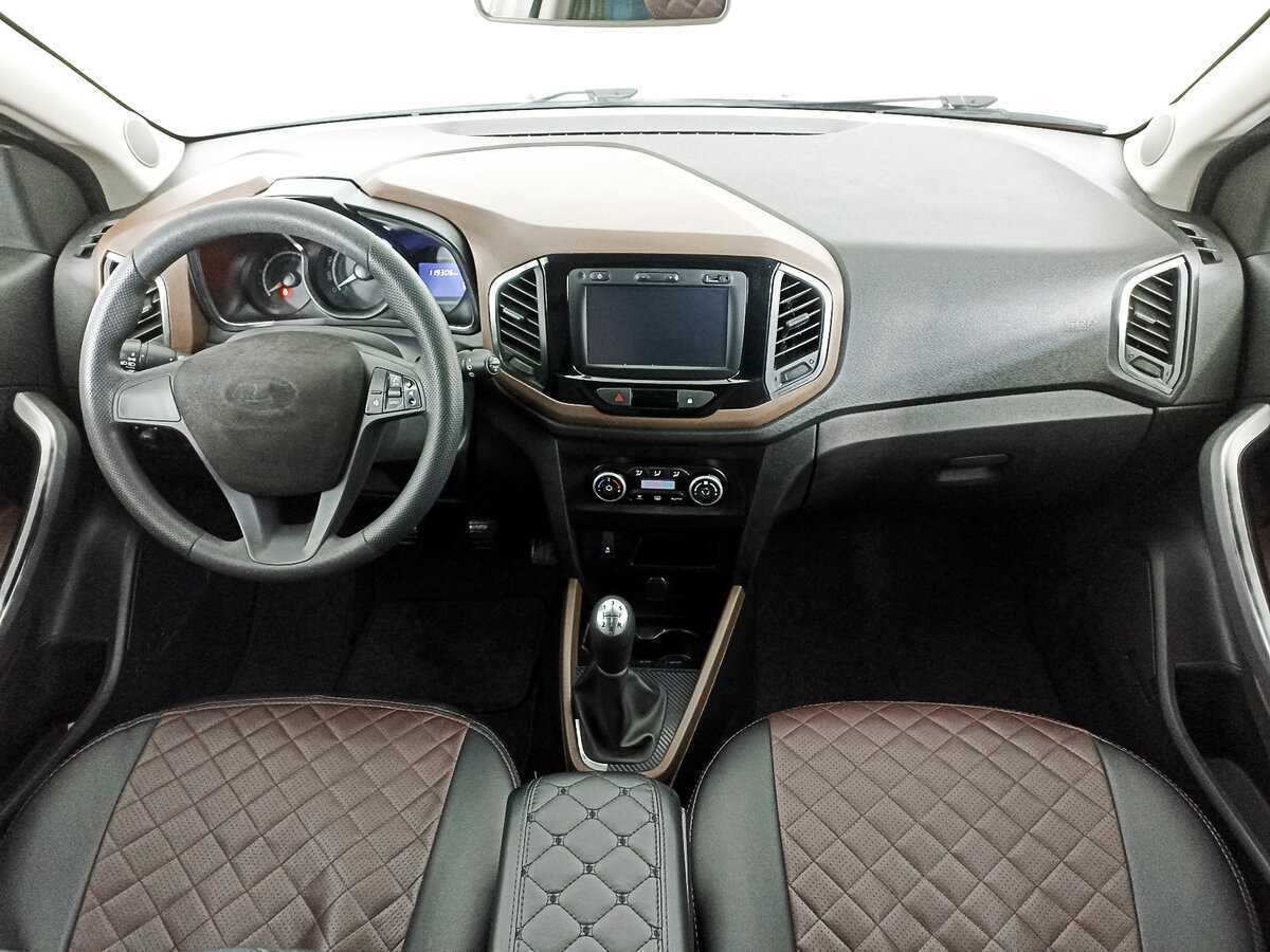 Б/У Лада (ВАЗ) ИКСРЭЙ 2017 года. Фото: #13