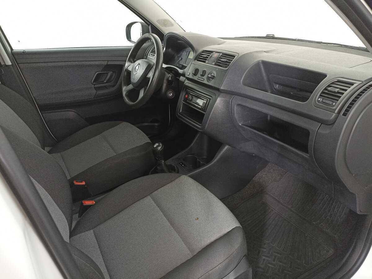 Б/У Шкода Фабия 2013 года. Фото: #10