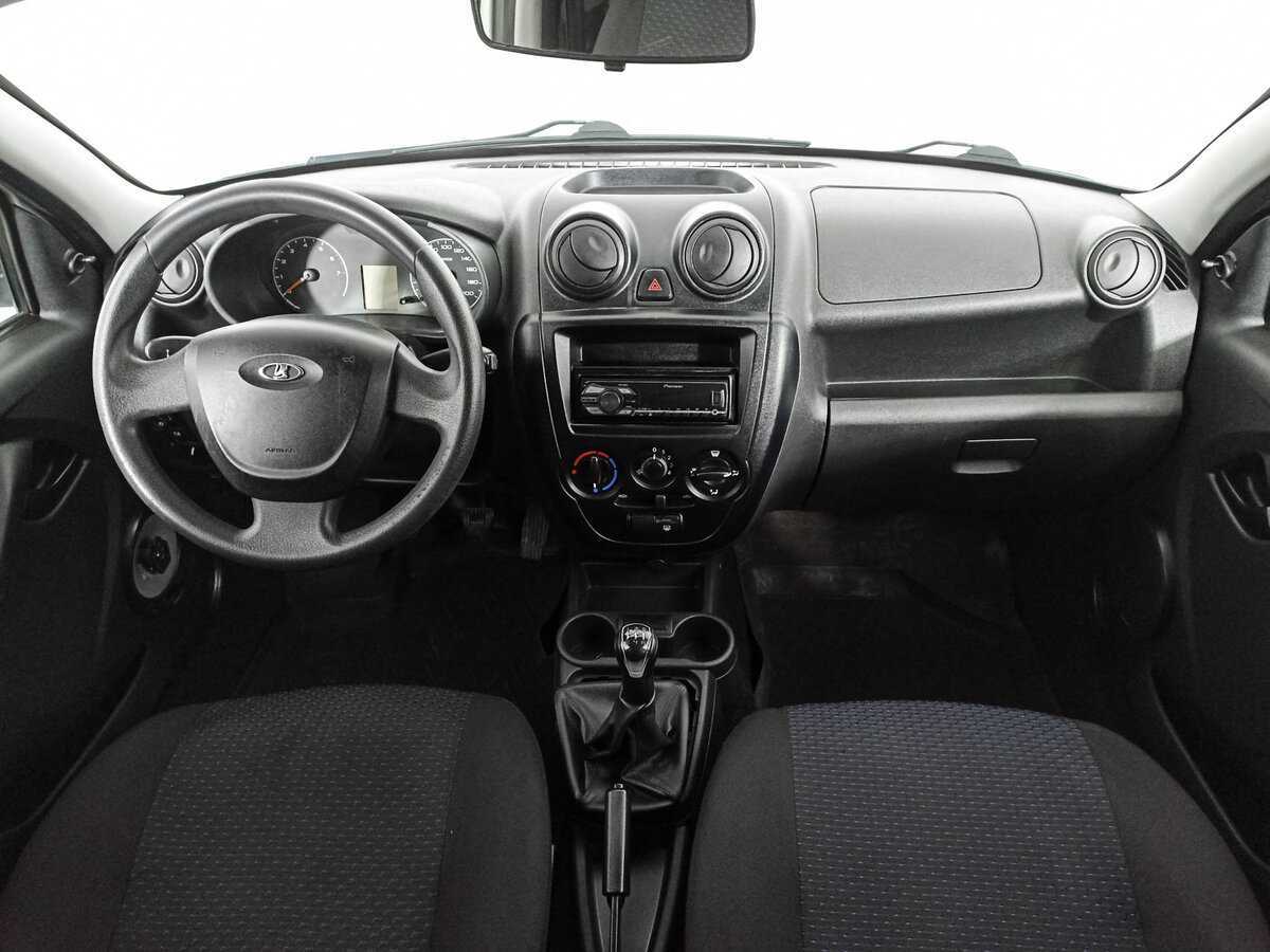 Б/У Лада (ВАЗ) Гранта 2014 года. Фото: #13