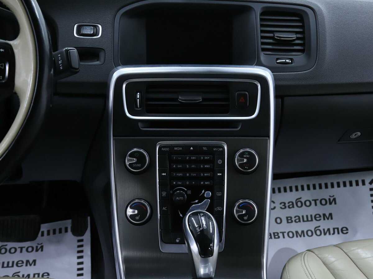 Б/У Вольво С60 2014 года. Фото: #10