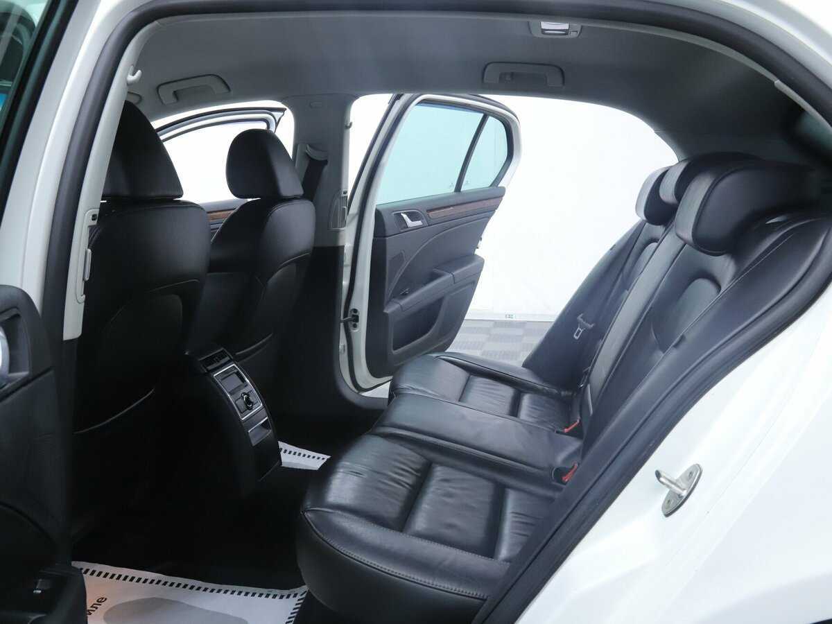 Б/У Шкода Суперб 2013 года. Фото: #15